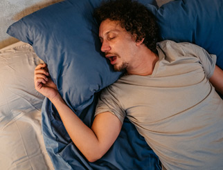Breathing pauses during sleep witnessed by another individual